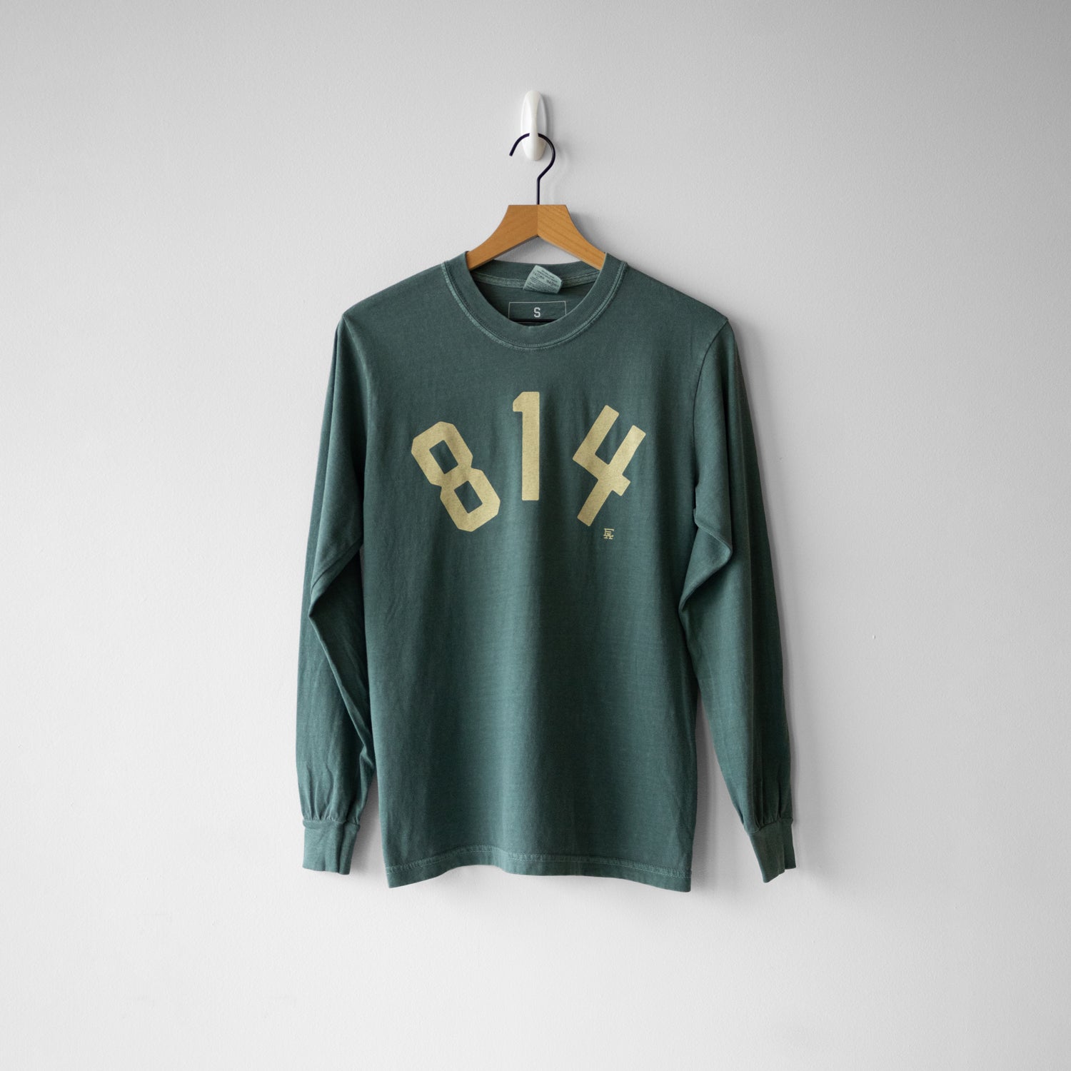 814 Basic Long Sleeve Tee