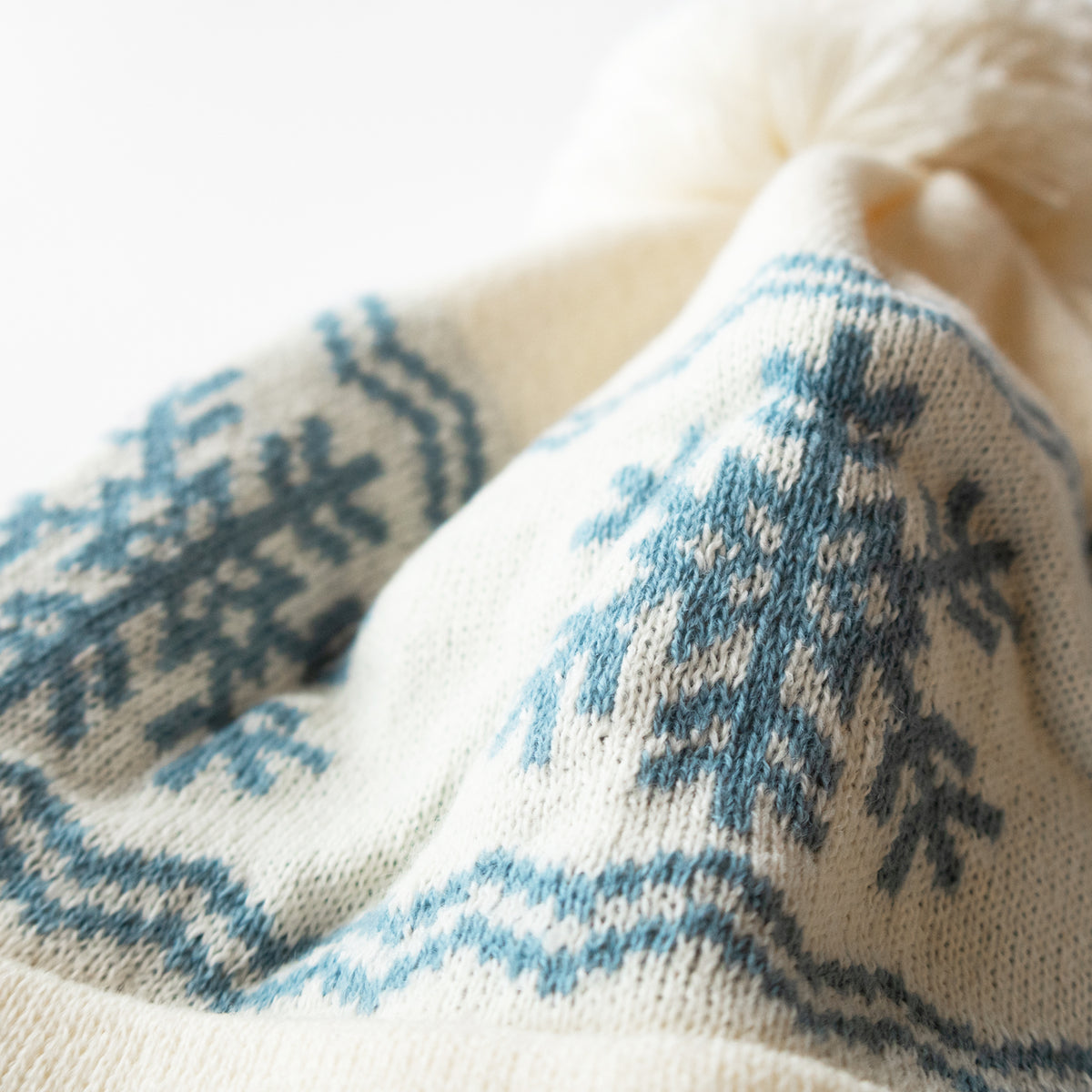 Flurry Pom Beanie